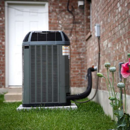 1600969451623_air_conditioner_on_backyard_31978166